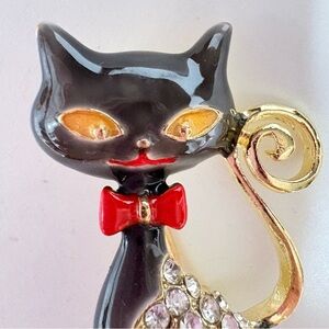 Chic enamel Black gray Cat Brooch with Red Bow and Gold tone Accents